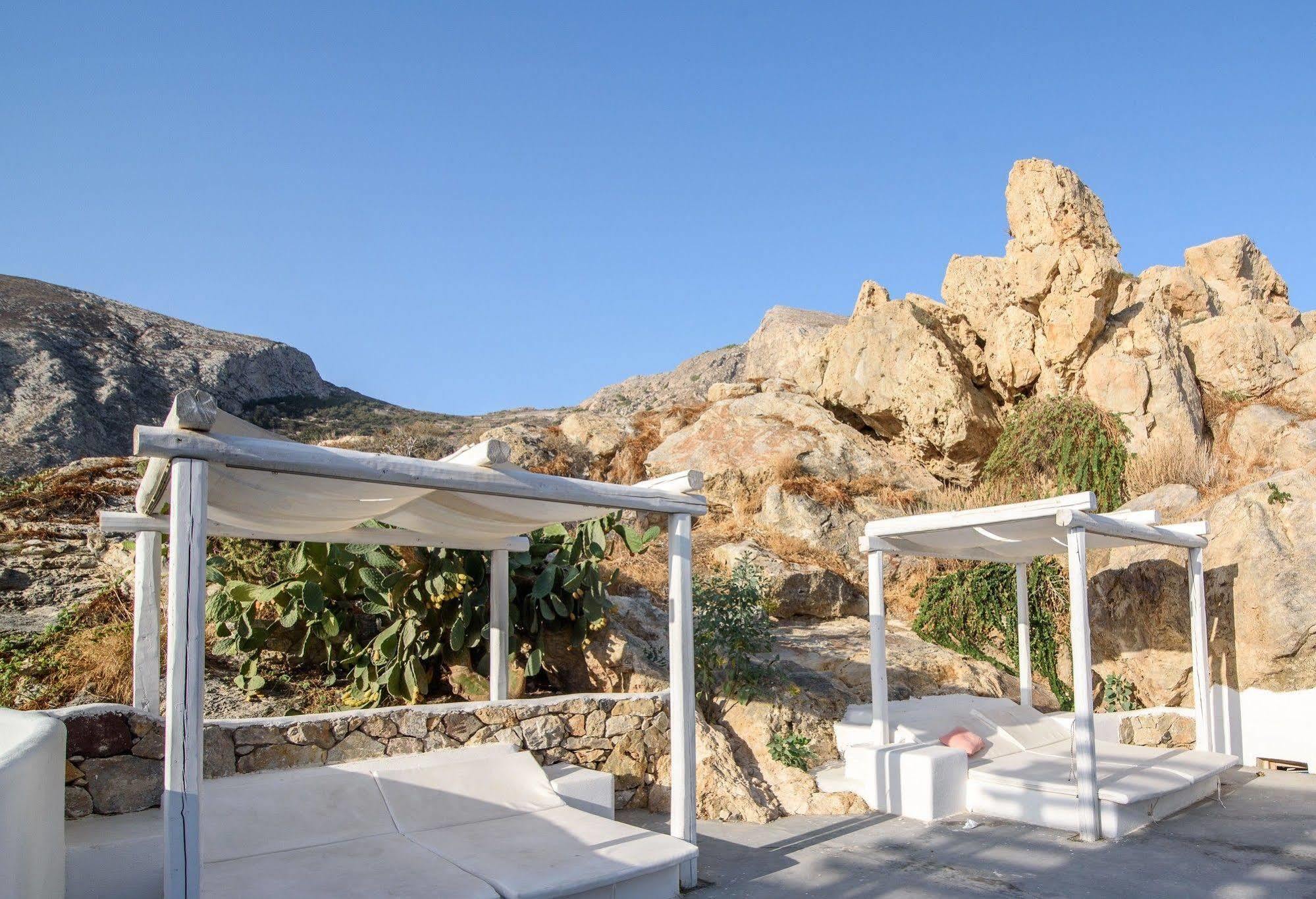 Iris Boutique Hotel Kamari  Exterior photo